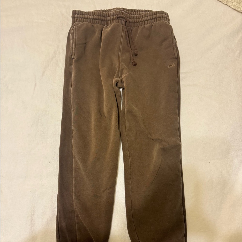 aritzia sweatpants